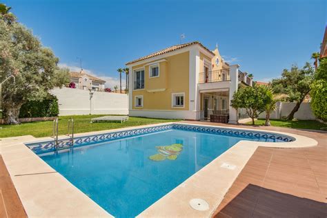 Bromley Estates Marbella: 53 casas y pisos en venta en Marbella .